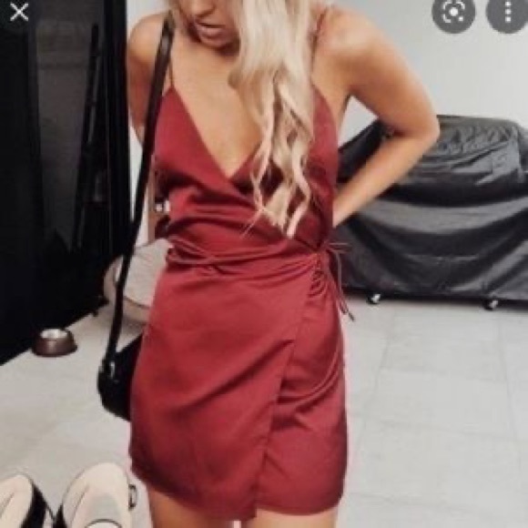 Sabo Skirt Red Satin Wrap Mini Dress - Picture 5 of 5